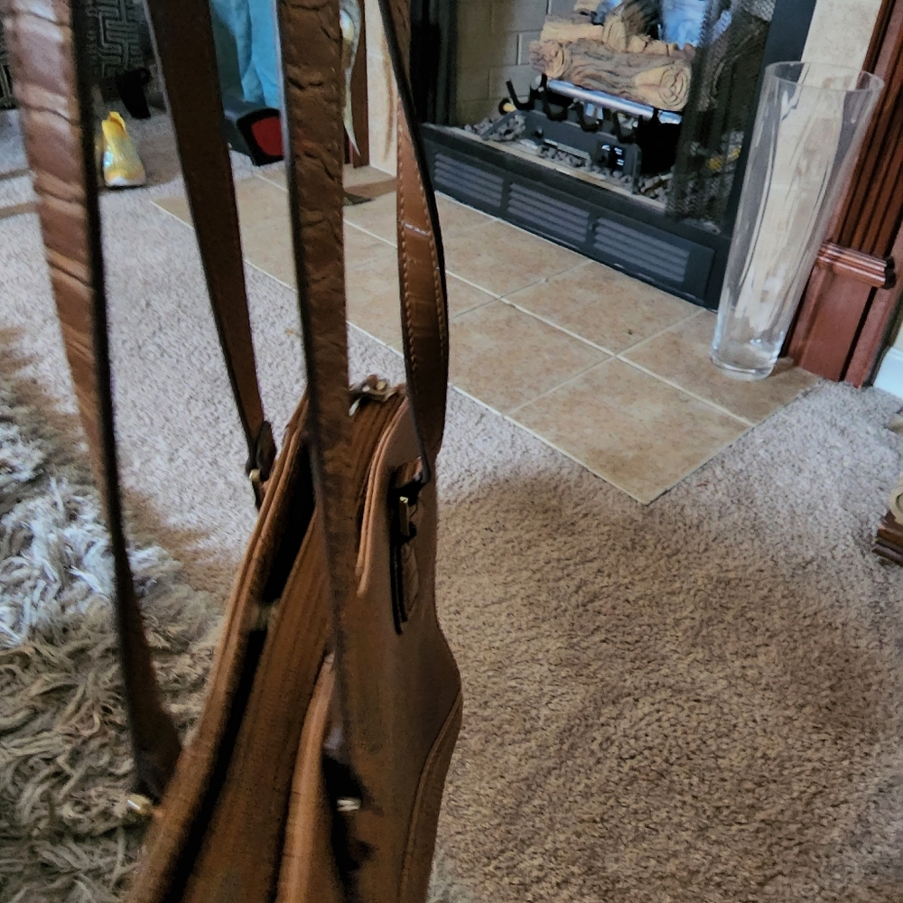 PURSE - Picture 3 of 12